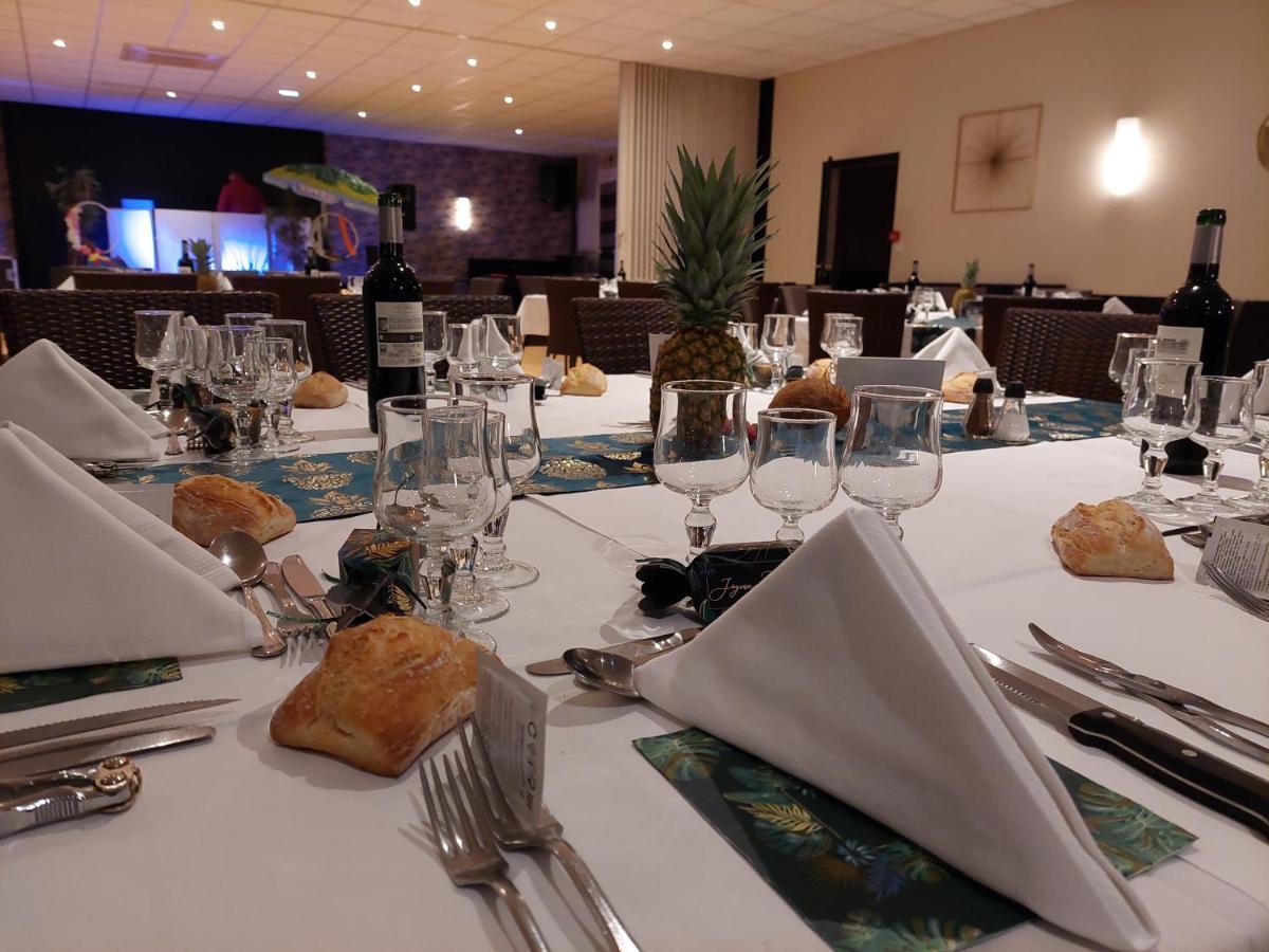 Hotel L'Esperance Vitre 外观 照片