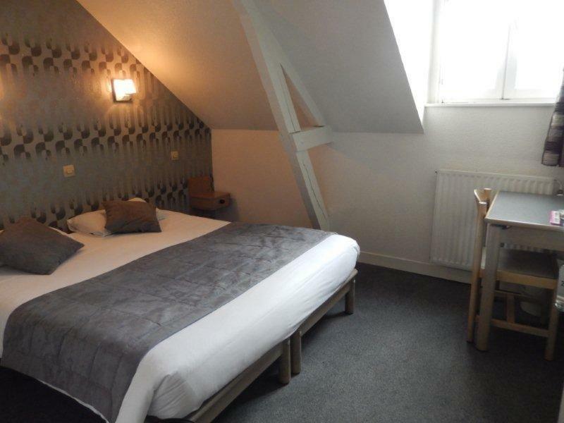 Hotel L'Esperance Vitre 外观 照片
